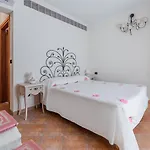 Апартаменты Laureliving Terramare